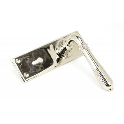 Reeded Lock Door Handle Kit