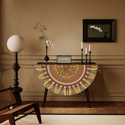 Armoire décorative en demi-cercle