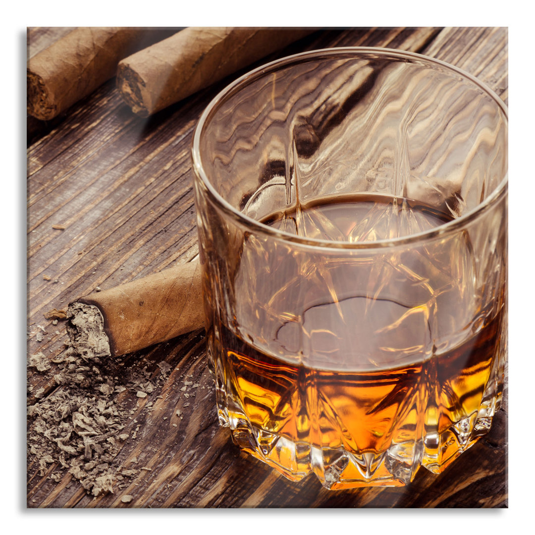 Glasbild Whisky mit Zigarre