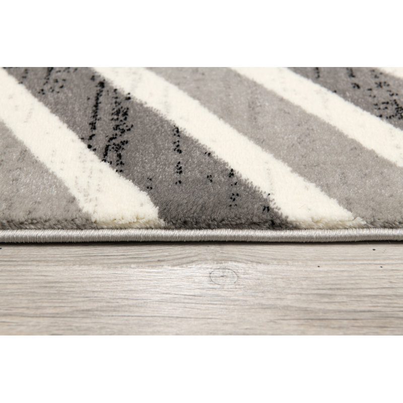 Geometric Indoor Rug, Rectangle 5'3" x 7'7"