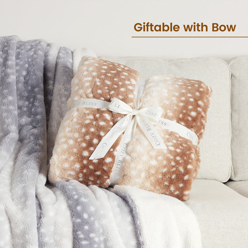 Jeté douillet en fausse fourrure Cozy Bliss, Jeté, Cerf brun