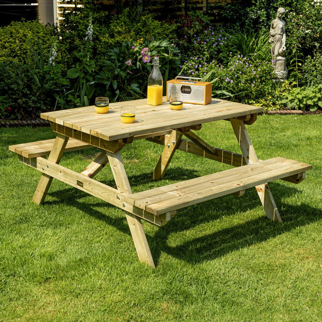 Rowlinson Picnic Table
