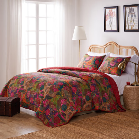 Jewel Boho Patchwork Print Quilt Set with Throw Pillows