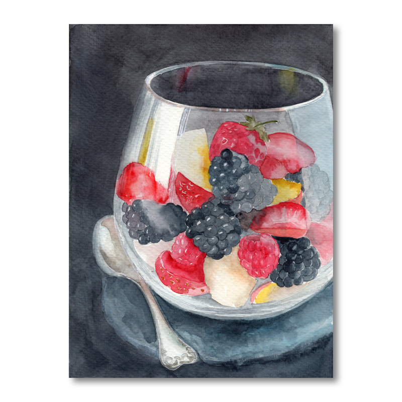 Verre avec baies rouges et bleues - reproduction sur toile, H 20 po x l 12 po x P 1 po, Toile tendue