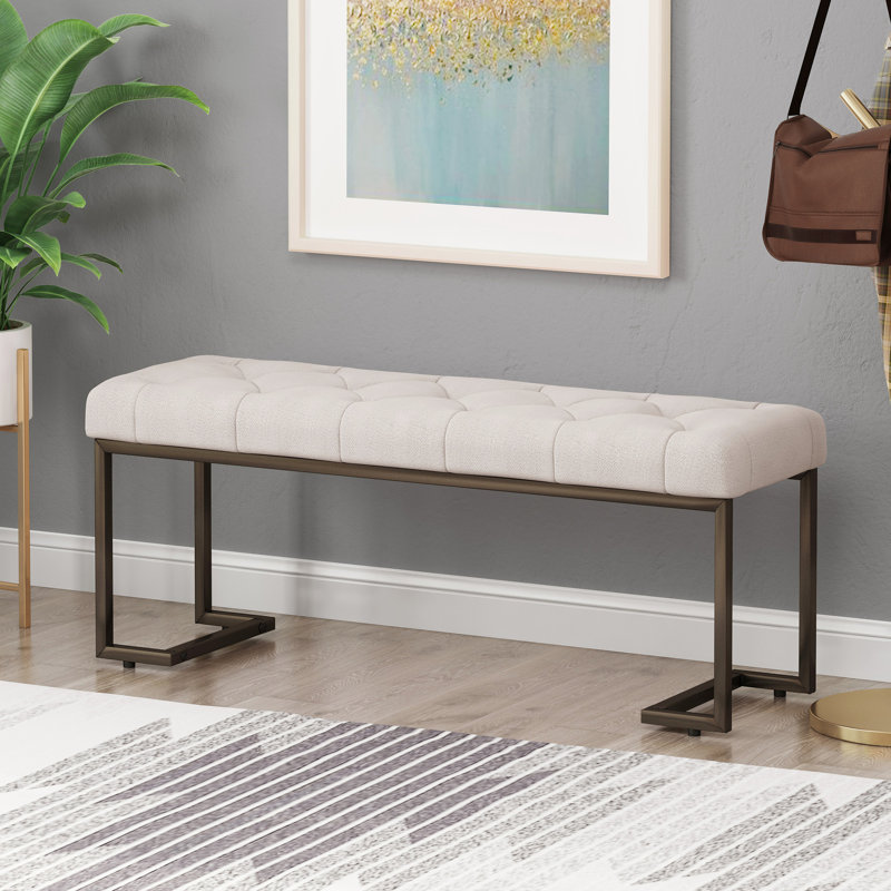 Banc rembourré beige à boutons, design contemporain, pieds à finition lisse, coutures losangées, structure en fer, profondeur de 45,06 po, largeur de 15 po, hauteur de 18,43 po, assemblage inclus