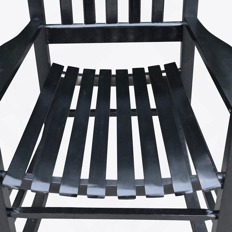 Chaise berçante en bois