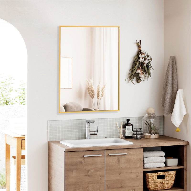 Miroir mural de salle de bain doré avec cadre rectangulaire en métal, Verticale, 30 po x 20 po