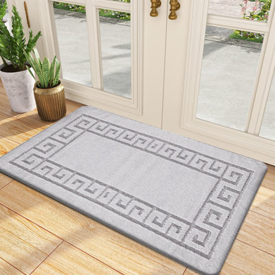 Giang Geometric Area Rug