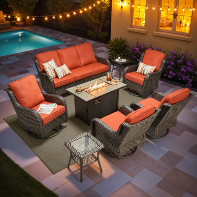 Ensemble de meubles de patio en osier toutes saisons 8 pièces Cracraft avec table de foyer de 42 po, canapé à assise profonde et chaises berçantes pivotantes pour les soirées de jardin, de patio et de piscine