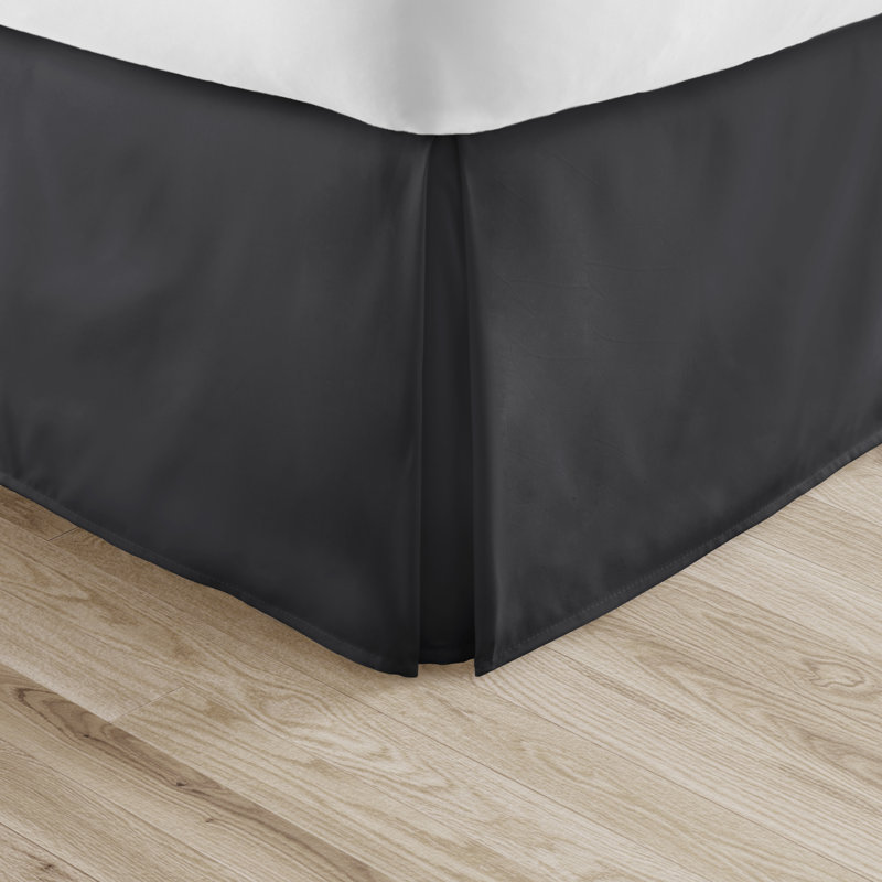 Full White Cotton Polyester Pleated Bed Skirt