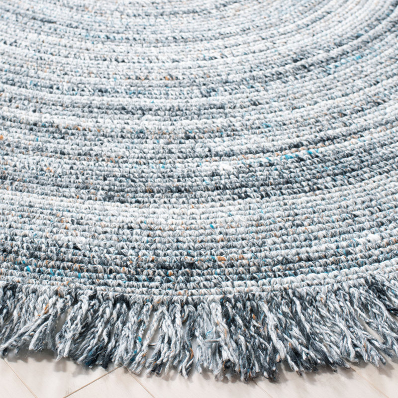 Braided Hand Woven Performance Rug, Round 6'