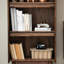 Vitrines en bois massif noisette + verre