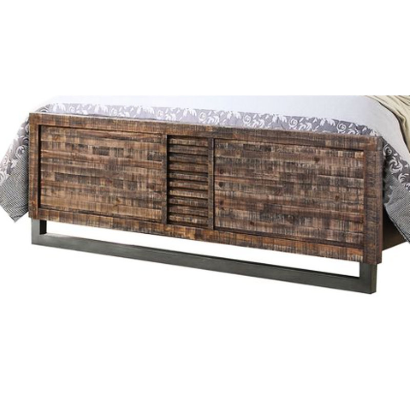 Grand lit au fini chêne récupéré, structure en bois, pieds en métal, 3 lattes, sommier requis, base basse en nickel, capacité de 660 lb, plancher de 6 po, profondeur de 87 po, largeur de 64 po, hauteur de 56 po, lit de 133 lb