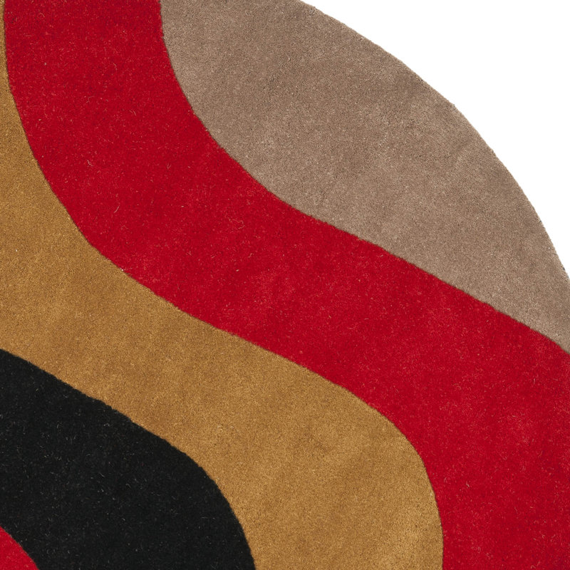 Red Area Rug, Round 5'9"