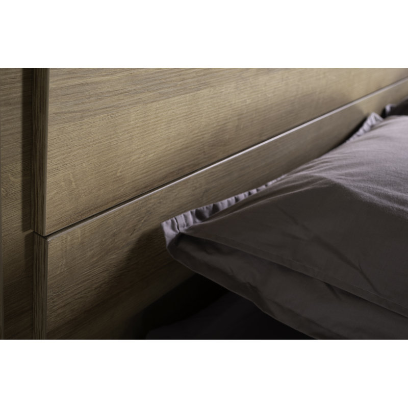 Columbia Sleigh Bed