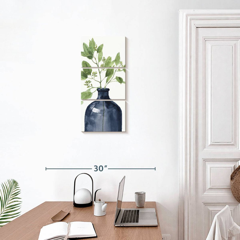 Mélange de verdure et bleu marine, H 27 po x l 12 po