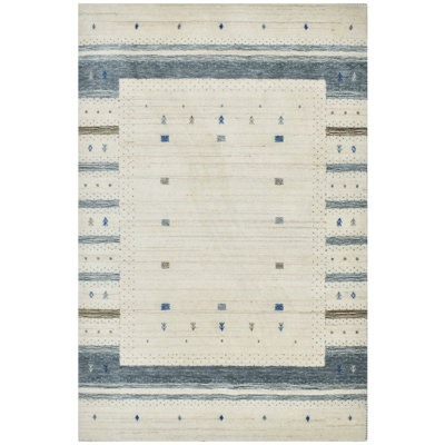 Hand Knotted Area Rug in Natural/Gray/Ivory