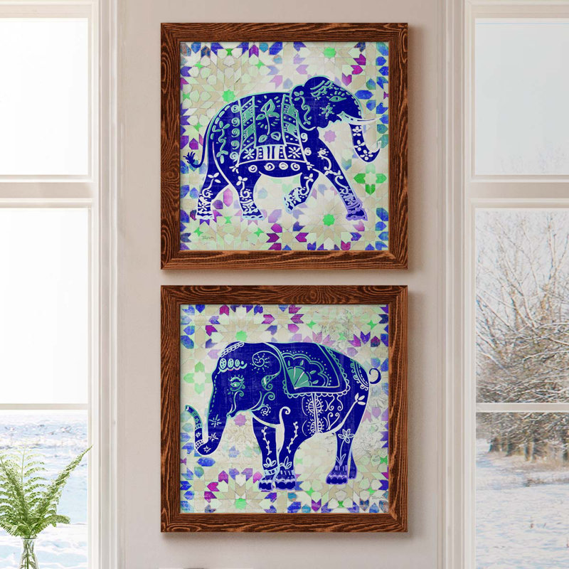 «Painted Elephant I», ensemble de 2 peintures sur toile encadrées, H 40 po x l 20 po x P 1,5 po, Encadré de bois de noyer