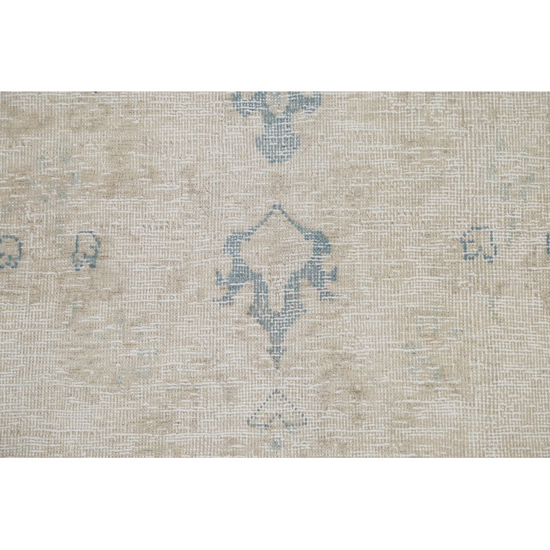 Tapis traditionnel délavé discret 10 x 12