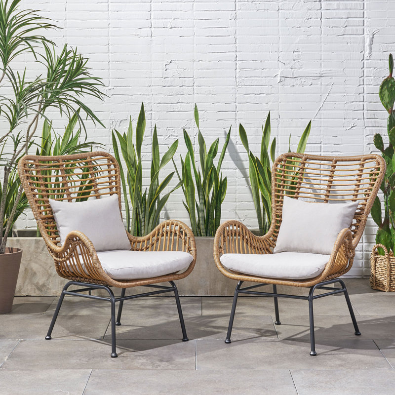 Tapscott Outdoor Lounge Chair, Light Brown Frame / Beige Cushion