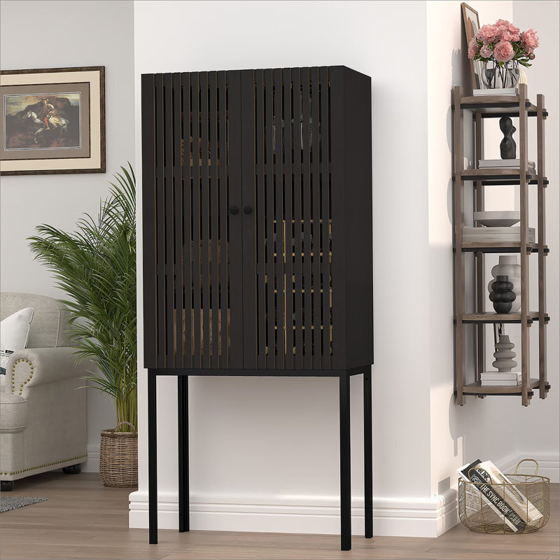 Armoire à vin avec pieds hauts, armoire à vin grise avec porte-bouteilles amovibles, armoire de rangement pour garde-manger, salle à manger, salon