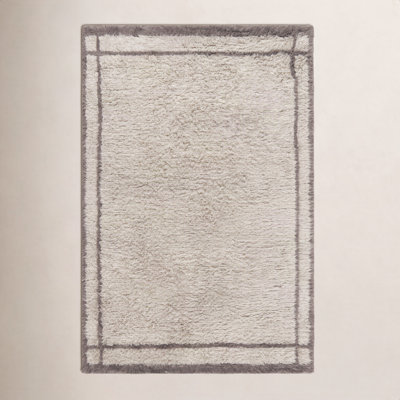 Hand-Tufted Moroccan Shag Rug