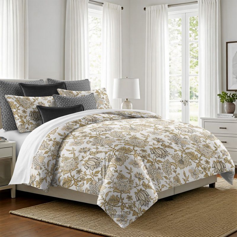 Bronte Gold Cotton Duvet Cover Set, King Duvet Cover + 7 Additional Pieces