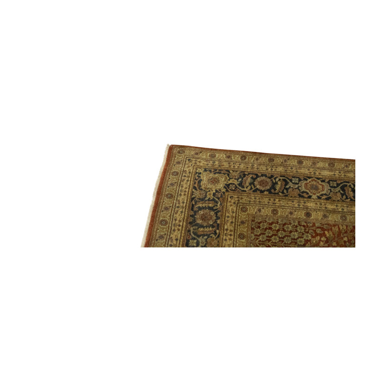 Signature Hand Woven Wool Oriental Area Rug