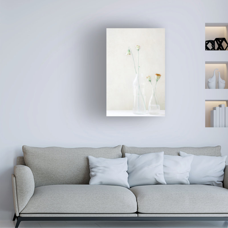 Delphine Devos  Simplicity And Elegance Canvas Art, L 12 po x H 19 po
