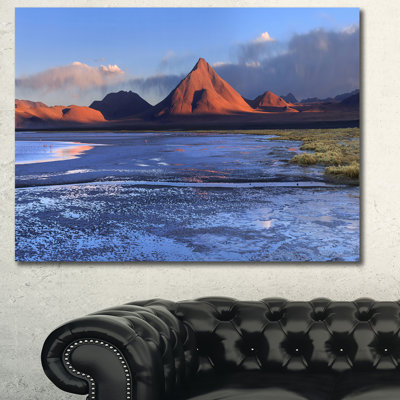 «Colorado Lagoon and Volcano Pabellon», reproduction de photo sur toile tendue