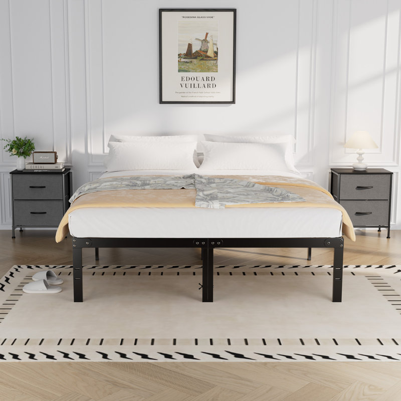 Lutherville 3 Piece Bedroom Set Metal Platform Bed And Nightstand Set, Full / Double, Gray