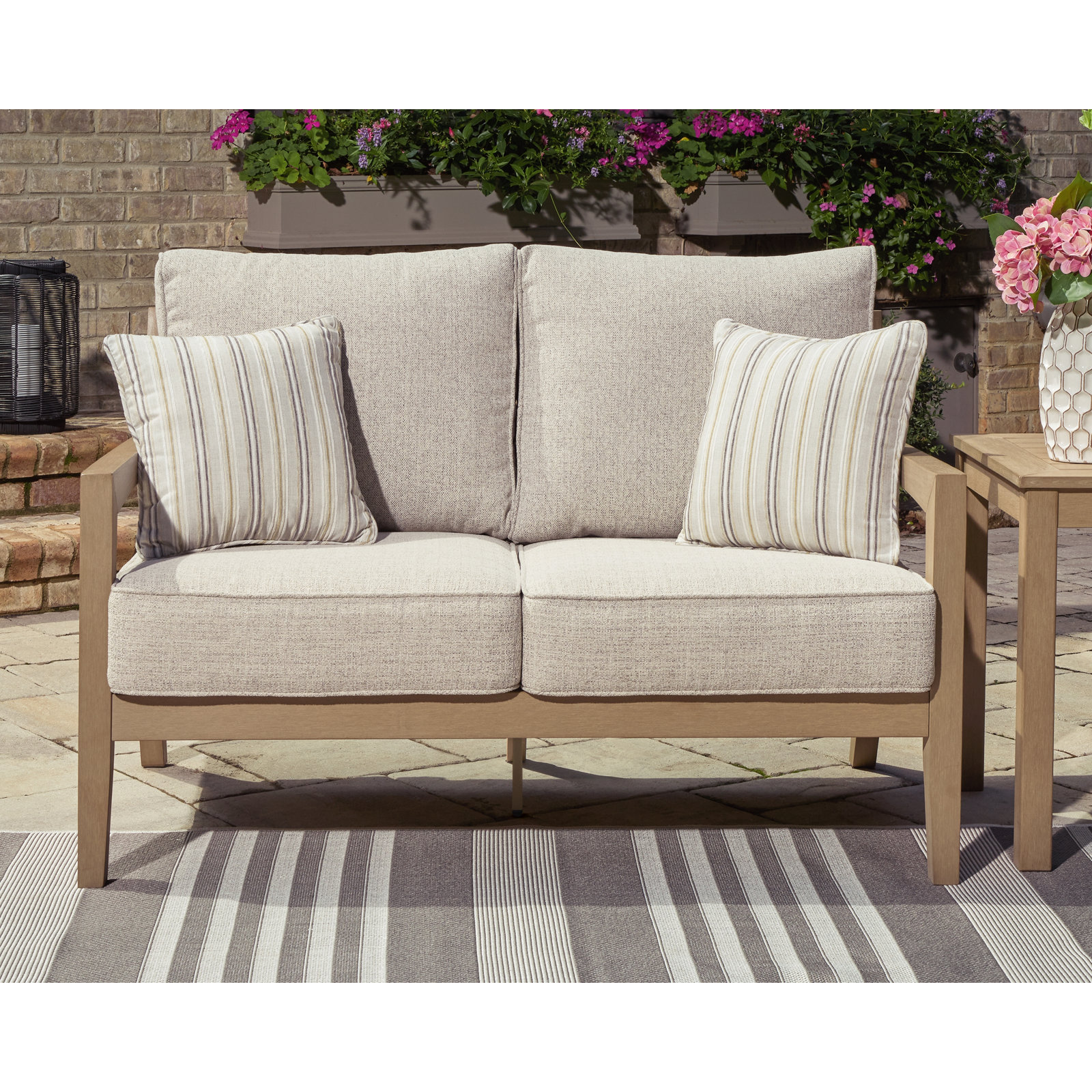 Frankie 52" Patio Loveseat
