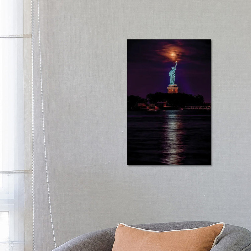 Liberty Aligned by David Gardiner - Wrapped Canvas Gallery-Wrapped Canvas Giclée, 66.04 cm H x 45.72 cm W x 3.175 cm D