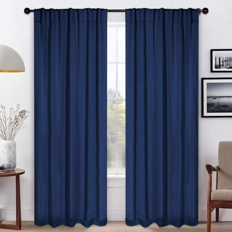 Rideaux obscurcissant et passe-tringle Levatt Classic, Bleu marine, L 52 po x L 108 po