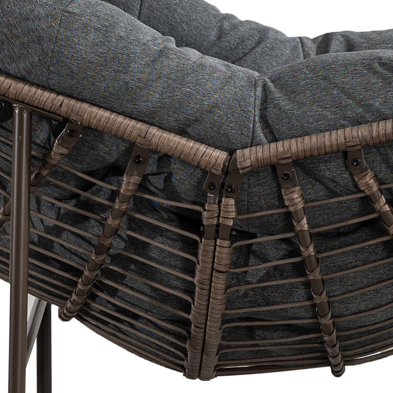 Fauteuil à bascule moderne et moderne en métal enveloppé d'un œuf en rotin, Gris