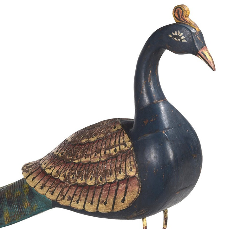 Figurines & Sculptures