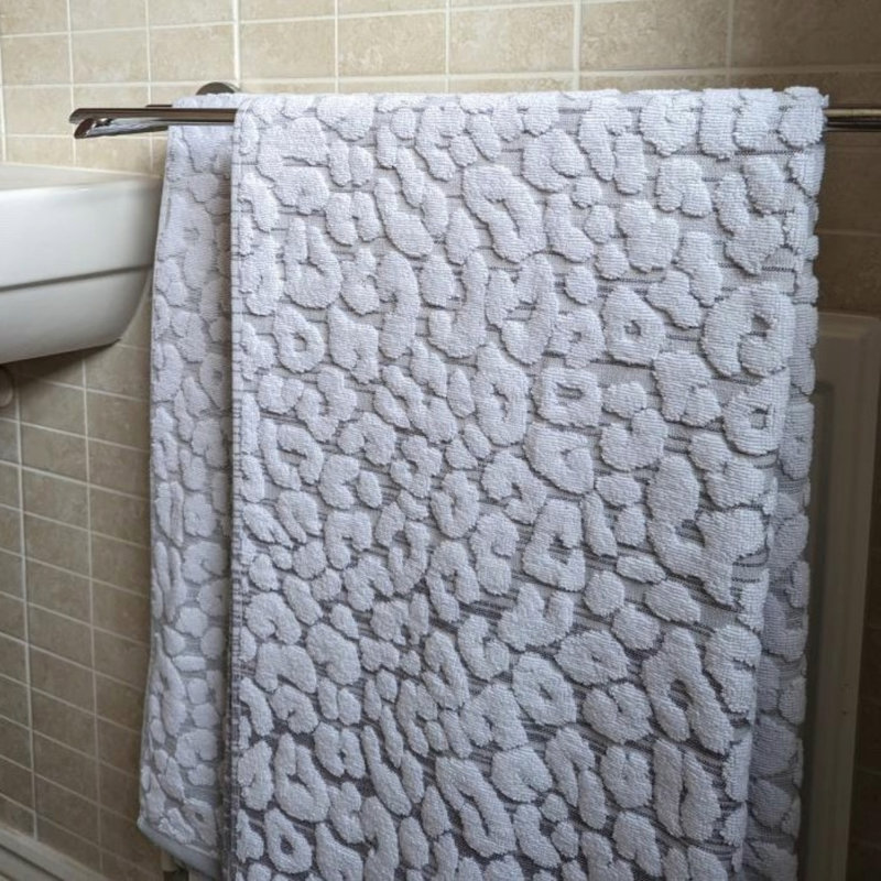 Shayne Leopard Print Bath Sheet, Monochrome