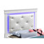 Lit double - Un grand espace de couchage, pour un confort fiable, rehausse le design transitionnel argenté, le repos paisible et abondant, fusionne les conceptions moderne et classique