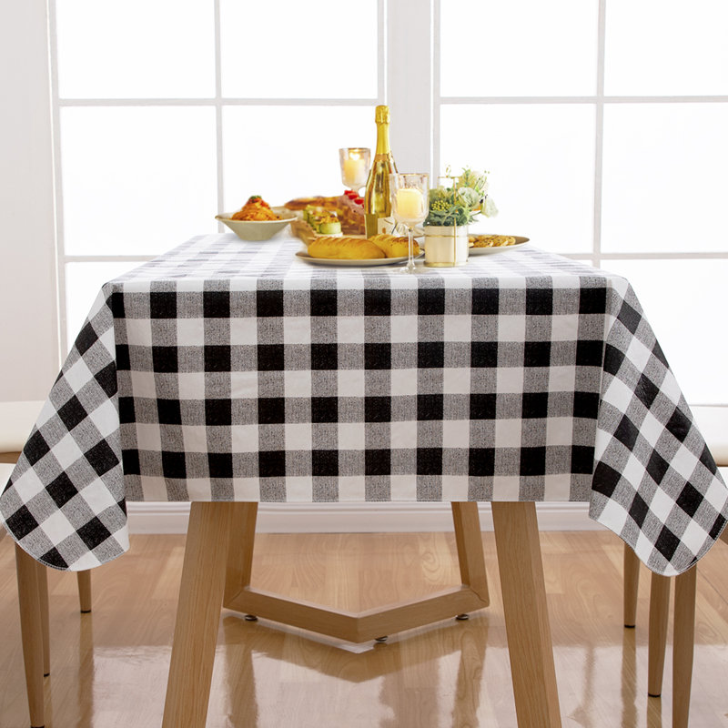 Nappe imperméable en vinyle à carreaux avec envers en flanelle, 152 x 152 cm, noir et blanc, L 60 po