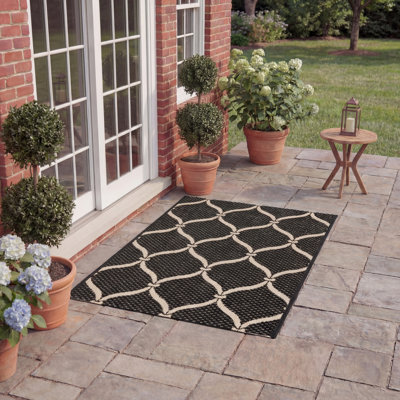 Abeeda Palmetto Area Indoor/Outdoor Area Rug in Black/Beige
