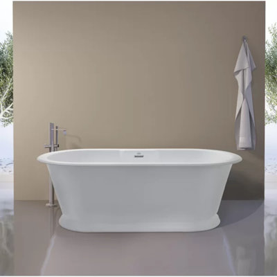 Baignoire autoportante à surface solide Metro 66 po x 32 po Metro