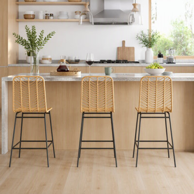 Ensemble de tabourets de bar en rotin de 4 tabourets de bar à hauteur de comptoir de 26 po avec tabouret d'îlot de cuisine avec siège et dossier en osier respirant, jaune