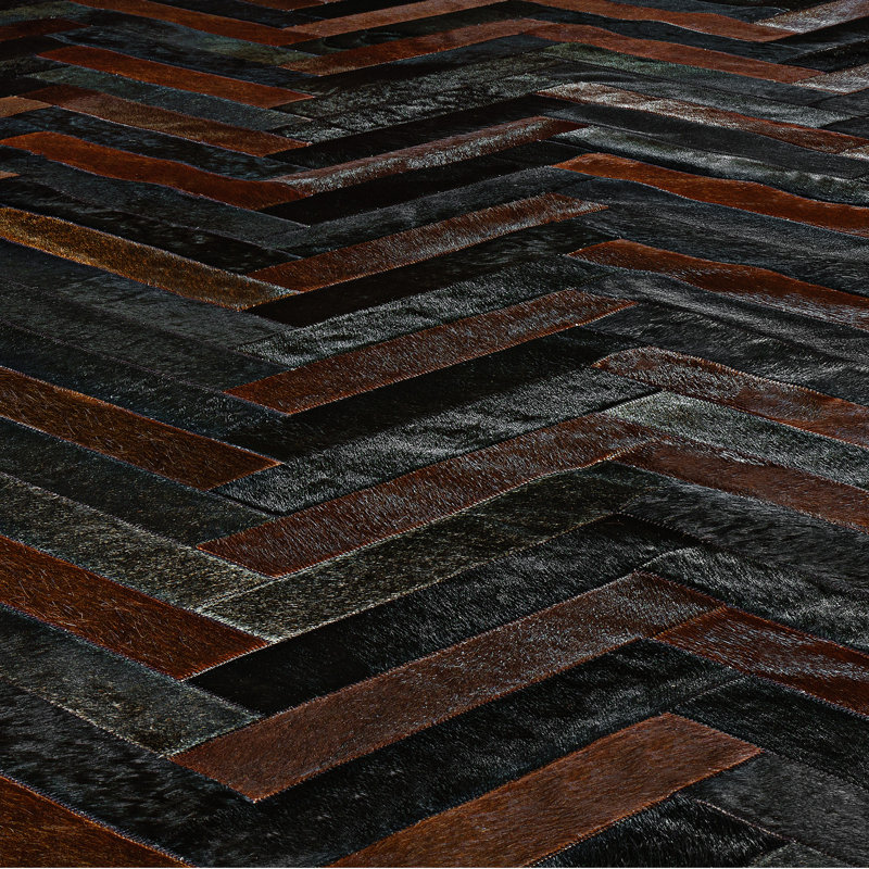 Plutus Cowhide Chevron Area Rug, Rectangle 6' x 9'