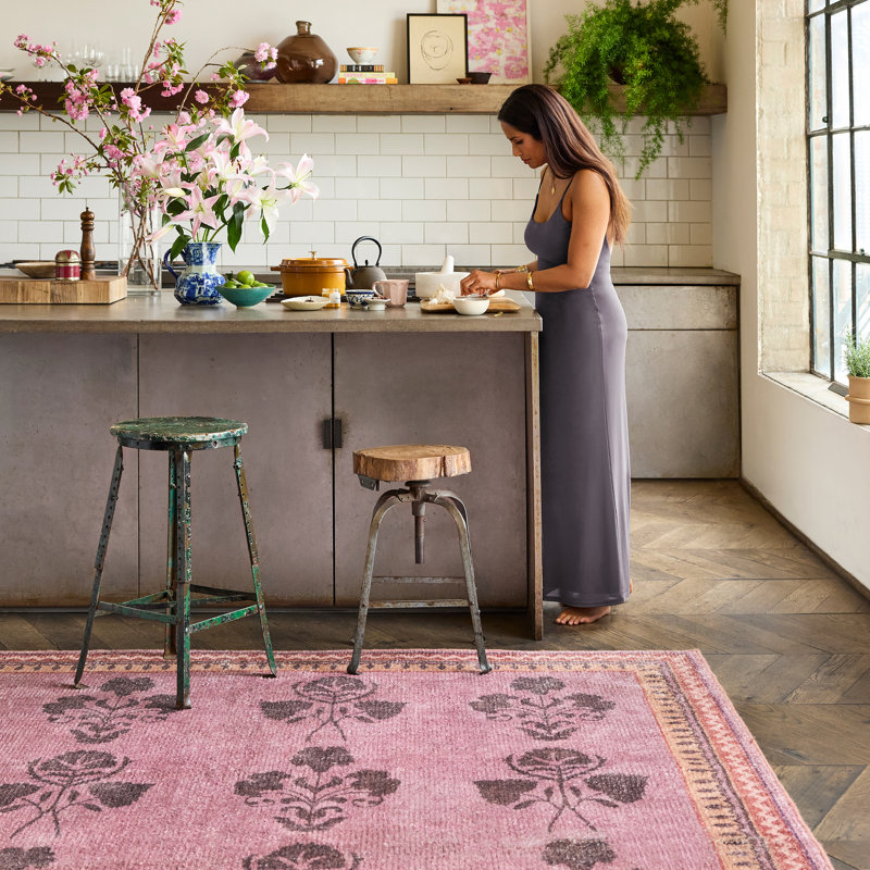 Floris Hand-Tufted Floral Wool-Blend Rug, Rectangle 4' x 6'