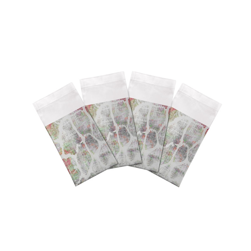 Giraffe Cotton Blend Square Napkins, Holiday