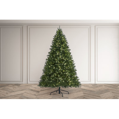 ARUNDEL SPRUCE - Artificial Christmas Tree