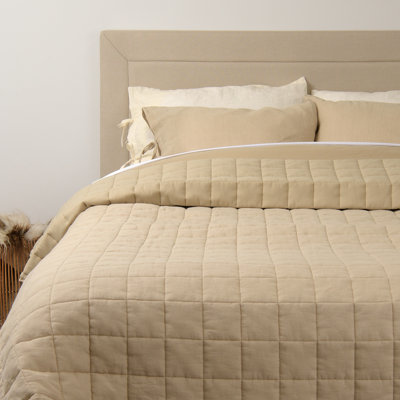 Hatley Linen Quilt Set