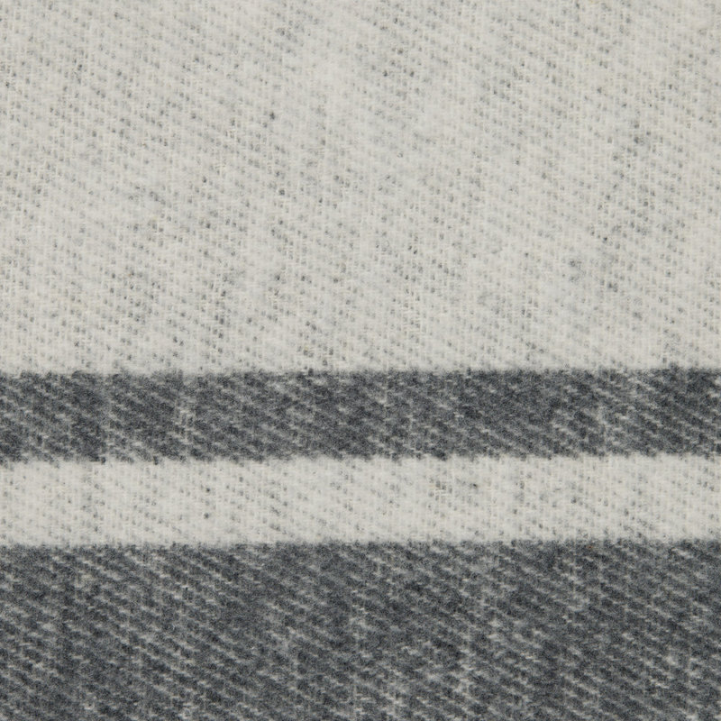 Viletta Throw Blanket, Oat/Charcoal