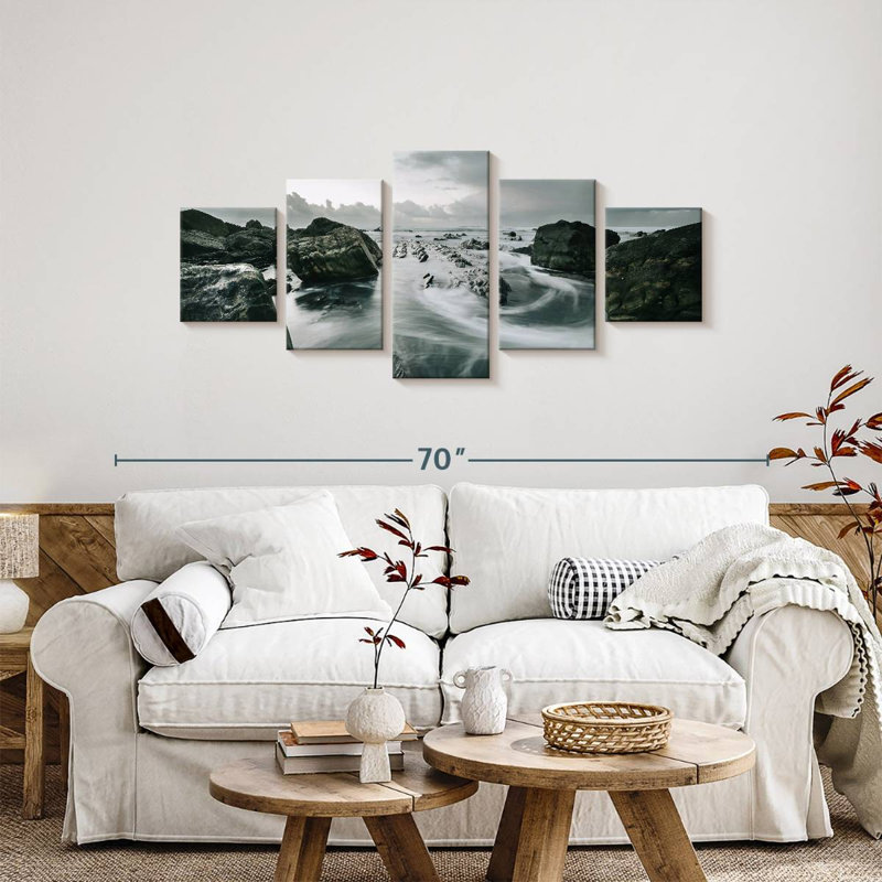 Barrika Rocky Avonna, 24" H x 55" W