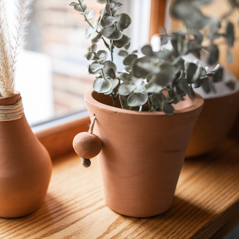 Amilynn Terracotta Table Vase 1
